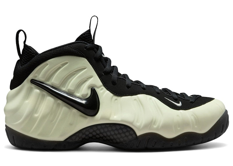 Nike Air Foamposite Pro Glow-In-The-Dark